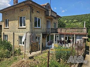 Двуетажна къща в с. Бяла река 2 - storey 115 sq. m. built-up area 1000 sq. m. courtyard | Houses / Villas | Byala reka