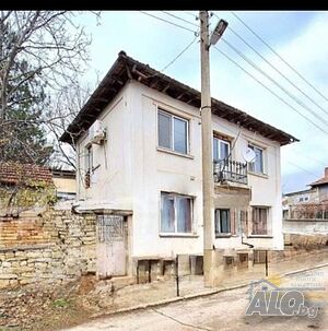 Двуетажна къща в с. Коевци 2 - storey 80 sq. m. built-up area 1200 sq. m. courtyard | Houses / Villas | Koevtsi