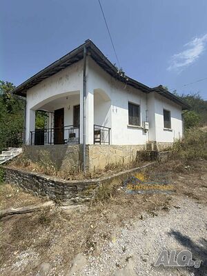 Къща в гр. Златарица 1 - storey 65 sq. m. built-up area 154 sq. m. courtyard | Houses / Villas | Zlataritsa