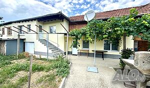 Продава къща в с. Ново село 2 - storey 100 sq. m. built-up area 800 sq. m. courtyard | Houses / Villas | Novo selo