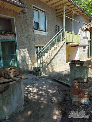Къща с кладенец 2 - storey 80 sq. m. built-up area 700 sq. m. courtyard | Houses / Villas | Vishovgrad