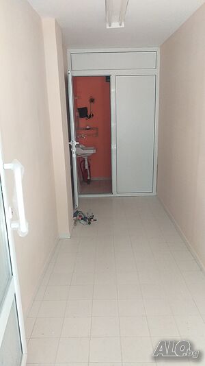 ***Търговско помещение в центъра*** Shop Office Medical office Beauty salon Other 8 sq. m. Ground floor | Shops, Offices | Tsentar Haskovo