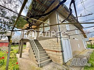 Къща в село Еленово, Попово 2 - storey 200 sq. m. built-up area 890 sq. m. courtyard | Houses / Villas | Elenovo