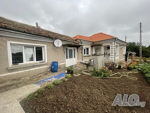 Къща в село Мировци 1 - storey 76 sq. m. built-up area 1040 sq. m. courtyard | Houses / Villas | Mirovtsi