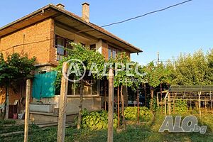 Къща в с. Самуилово 2 - storey 120 sq. m. built-up area 680 sq. m. courtyard | Houses / Villas | Samuilovo