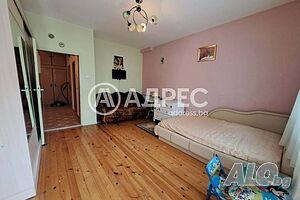 АДРЕС продава: ЕТАЖ от къща в Център! House Floor 119 sq. m. built-up area 176 sq. m. courtyard | Houses / Villas | Tsentar Yambol