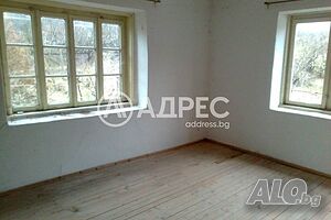 Къща (за ремонт) с дворно място в с. Тенево 2 - storey 70 sq. m. built-up area 1800 sq. m. courtyard | Houses / Villas | Tenevo