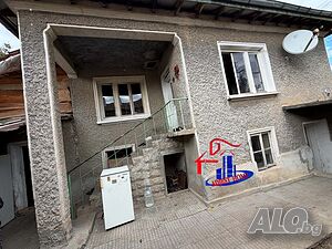 Двуетажна тухлена къща, в село Салманово 2 - storey 116 sq. m. built-up area 584 sq. m. courtyard | Houses / Villas | Salmanovo