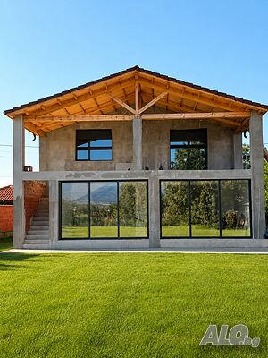Двуетажна къща с двор в село Братаница 2 - storey 162 sq. m. built-up area 1396 sq. m. courtyard | Houses / Villas | Bratanitsa