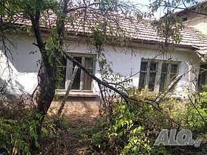 къща с голям двор 2 - storey 170 sq. m. built-up area 3500 sq. m. courtyard | Houses / Villas | Daskot