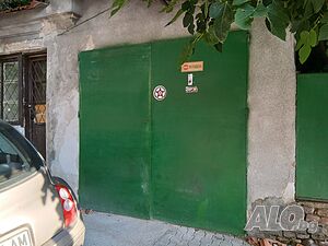 Гараж под наем в Център до пл. Боровец Garage (private) | Garages, Parking places, Parking spots | Tsentar Yambol