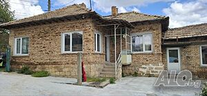 къща с двор 1 - storey 185 sq. m. built-up area 550 sq. m. courtyard | Houses / Villas | ЦЕНТЪР Gagovo