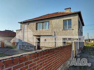 250 sq. m. built-up area 1350 sq. m. courtyard | Houses / Villas | Milevo