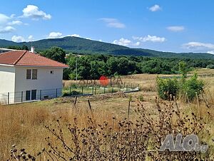 Парцел УПИ в с. Равадиново Sale 591 sq. m. Regulated (RLE) With electricity Without water | Land for development, Investment projects | Ravadinovo