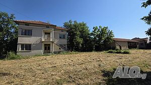 Къща за продажба в село Ресен, община Велико Търново. 2 - storey 171 sq. m. built-up area 2541 sq. m. courtyard | Houses / Villas | Resen