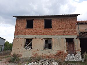 Къща с двор 2 - storey 160 sq. m. built-up area 2400 sq. m. courtyard | Houses / Villas | Lyulyakovo