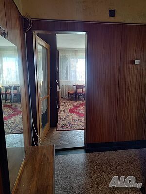 Отдава се 2-ен апартамент към централната част на гр. Добрич - дългосрочно за 250 € 1-Bedroom 65 sq. m. Partly furnished Last floor | Apartments | Center Dobrich