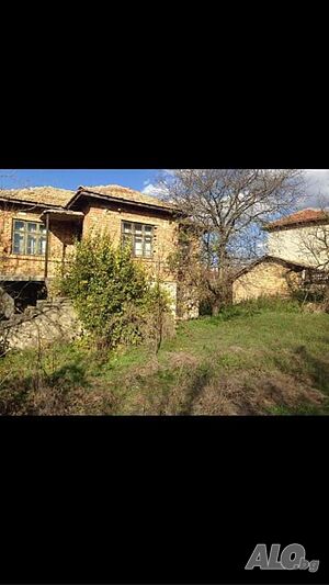 Къща с. Войводино 2 - storey 70 sq. m. built-up area 2500 sq. m. courtyard | Houses / Villas | Войводино Valchi dol