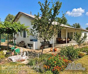 Едноетажна самостоятелна къща в с. Голямо Буково! 1 - storey 80 sq. m. built-up area 695 sq. m. courtyard | Houses / Villas | Golyamo Bukovo