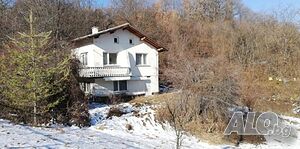 Къща в с. Студена 2 - storey 70 sq. m. built-up area 2000 sq. m. courtyard | Houses / Villas | Studena