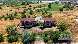 Къща в с. Йоаким Груево на 15 минути от гр. Пловдив. 400 sq. m. built-up area 910 sq. m. courtyard | Houses / Villas | Yoakim Gruevo