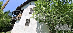 Къща с много голям двор на 30 километра от Банско 2 - storey 117 sq. m. built-up area | Houses / Villas | Gradevo