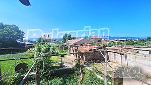 Къща с дворно място в хубаво село в Южна България 2 - storey 100 sq. m. built-up area | Houses / Villas | Karnare