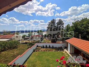 Две новопостроени тухлени къщи с изглед към язовир Тича 2 - storey 208 sq. m. built-up area | Houses / Villas | Lovets