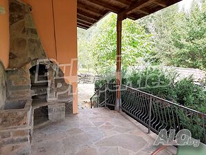 Къща за гости с красива панорама към билото на Стара планина 963 sq. m. Ready (finished) Brick | Hotels, Motels | Kravenik