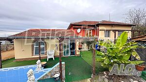 Ремонтиран и обзаведен имот с басейн, готов за обитаване 1 - storey 120 sq. m. built-up area | Houses / Villas | Novoselets