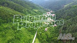 Голям парцел с панорамна гледка и асфалтов достъп в с. Чифлик Sale 10441 sq. m. Regulated (RLE) | Land for development, Investment projects | Chiflik