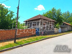 Къща с просторен двор в спокойно село край Свищов 1 - storey 60 sq. m. built-up area | Houses / Villas | Morava