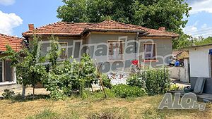 Едноетажна къща в края на село в хълмист район сред красива природа 1 - storey 70 sq. m. built-up area | Houses / Villas | Bratya Daskalovi
