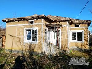 Къща с голям двор в село Дъбрава, община Балчик 1 - storey 60 sq. m. built-up area | Houses / Villas | Dabrava