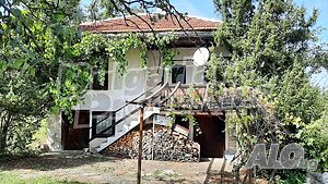 Чудесна лятна къща в с. Батулци 2 - storey 100 sq. m. built-up area | Houses / Villas | Batultsi