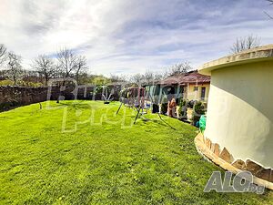 Едноетажни къщи с голям двор в село Туркинча 4 - storey or larger 160 sq. m. built-up area | Houses / Villas | Turkincha
