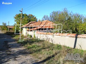 Тухлена къща в село само на 100 м от главен път 1 - storey 100 sq. m. built-up area | Houses / Villas | Sushitsa
