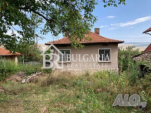 Къща Опицвет 130 sq. m. built-up area 978 sq. m. courtyard | Houses / Villas | Opitsvet
