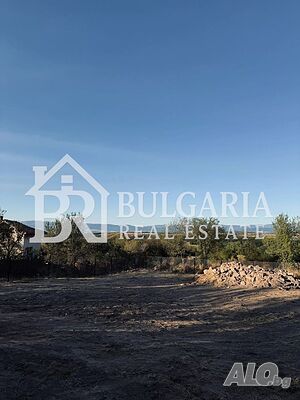 Продава се парцел 560 кв.м с разрешително за строеж - с. Вакарел, София-област Sale 560 sq. m. Not regulated | Land for development, Investment projects | Vakarel