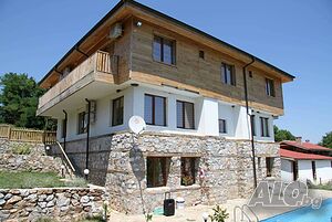 Продавам къща за гости, С. Близнак, Общ. М. Търново 3 - storey 721 sq. m. built-up area 1400 sq. m. courtyard | Houses / Villas | МАЛКО ТЪРНОВО Bliznak