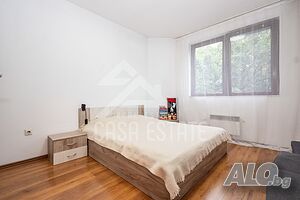Двустаен център 1-Bedroom 65 sq. m. Brick 2010 y. 3 floor Not last | Apartments | Center Sofia
