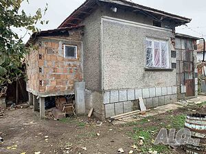 Публична продан от ЧСИ на Къща в гр. Кубрат гр. Кубрат, ул. Панайот Хитов № 16 58 sq. m. built-up area | Houses / Villas | Kubrat