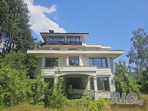 Публична продан от ЧСИ на Парцел с къща в с. Искрец 21 sq. m. built-up area | Houses / Villas | Iskrets