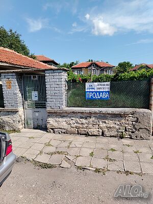 Двуетажна тухлена къща в Коньово Новозагорско 2 - storey 140 sq. m. built-up area 920 sq. m. courtyard | Houses / Villas | Konyovo
