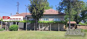 Къща с двор и кладенец в с. Караисен 1 - storey 200 sq. m. built-up area 1300 sq. m. courtyard | Houses / Villas | Karaisen