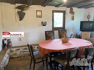 Двуетажна къща за продажба в с. Равново - обл. Велико Търново 2 - storey 150 sq. m. built-up area 2100 sq. m. courtyard | Houses / Villas | Ravnovo