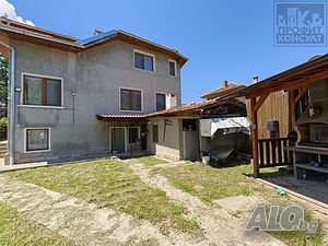 Триетажна къща с двор в Еленския балкан 3 - storey 240 sq. m. built-up area 470 sq. m. courtyard | Houses / Villas | Todyuvtsi