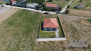 Едноетажна къща + парцел - с. Крислово 1 - storey 113 sq. m. built-up area 630 sq. m. courtyard | Houses / Villas | Krislovo