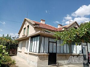 Продавам къща 1 - storey 51 sq. m. built-up area 1440 sq. m. courtyard | Houses / Villas | Mladovo