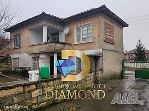 Двуетажна къща в село Малко Тръново, обл. Стара Загора 2 - storey 100 sq. m. built-up area 1400 sq. m. courtyard | Houses / Villas | Malko Tranovo